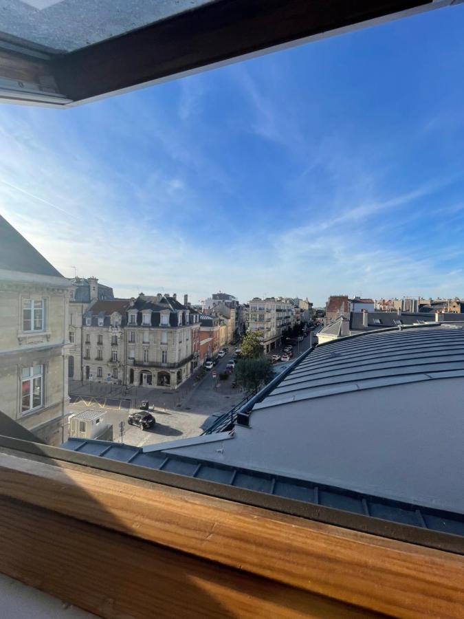 Au Cœur De La Ville De Reims Exterior foto