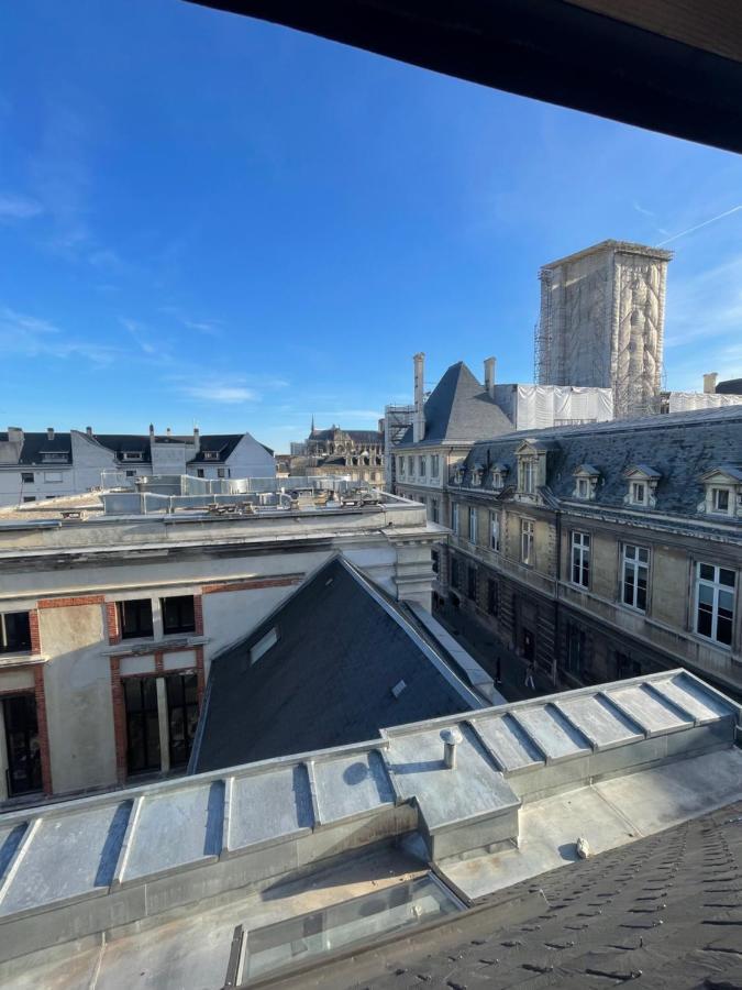 Au Cœur De La Ville De Reims Exterior foto